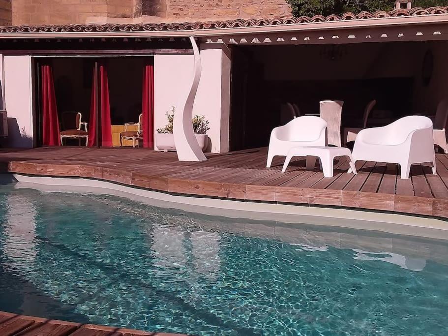 Gite En Provence Proche Avignon 索沃泰尔 外观 照片