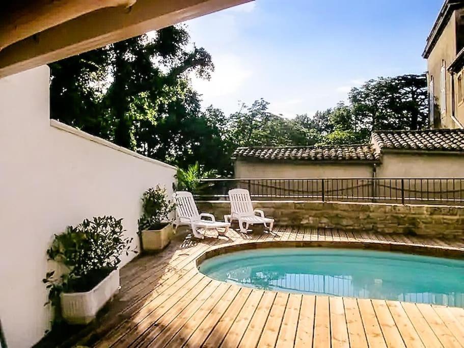Gite En Provence Proche Avignon 索沃泰尔 外观 照片